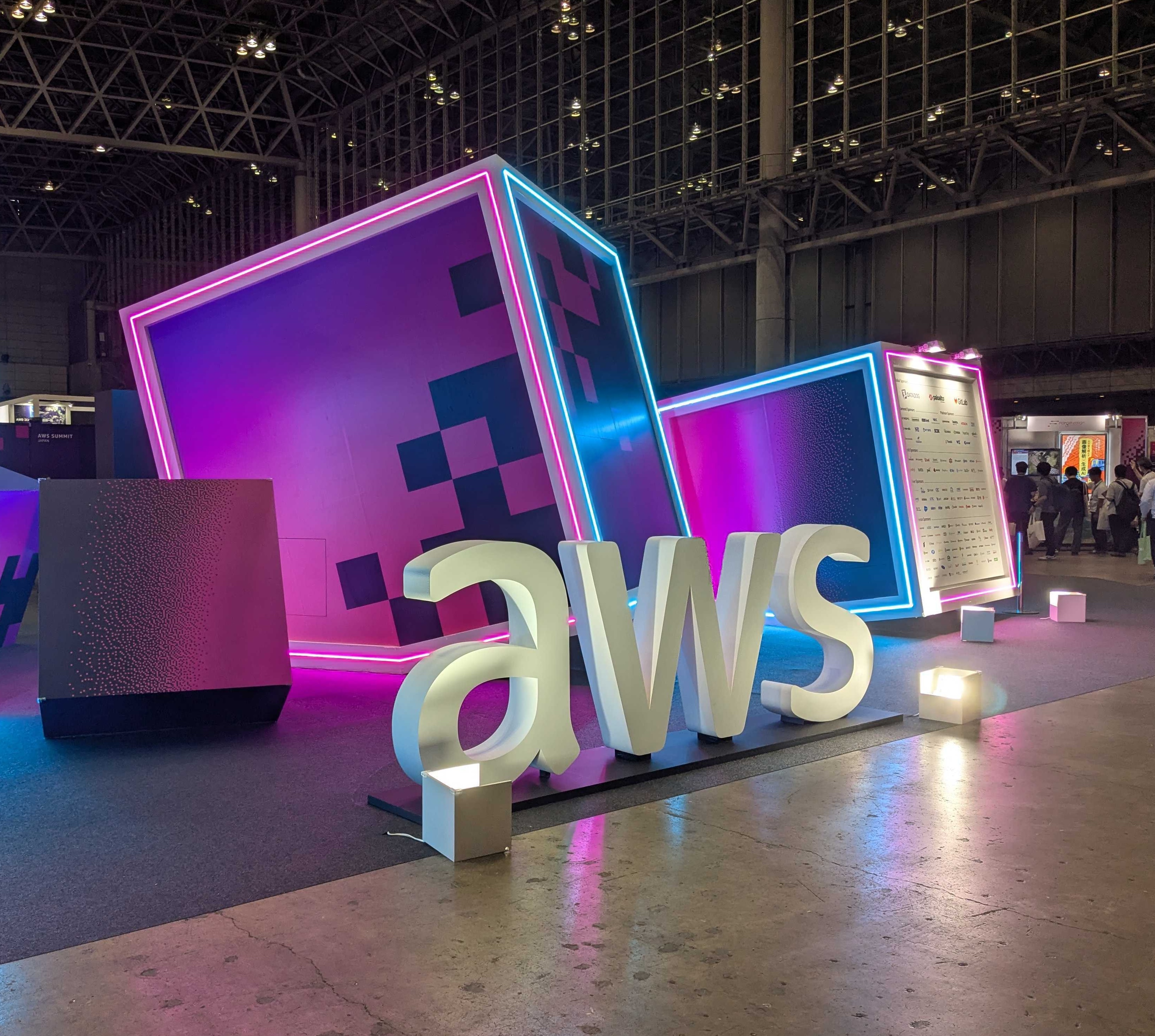 Cover Image for AWS Summit Japan 2026で感じた、AI前提の設計と人間の役割